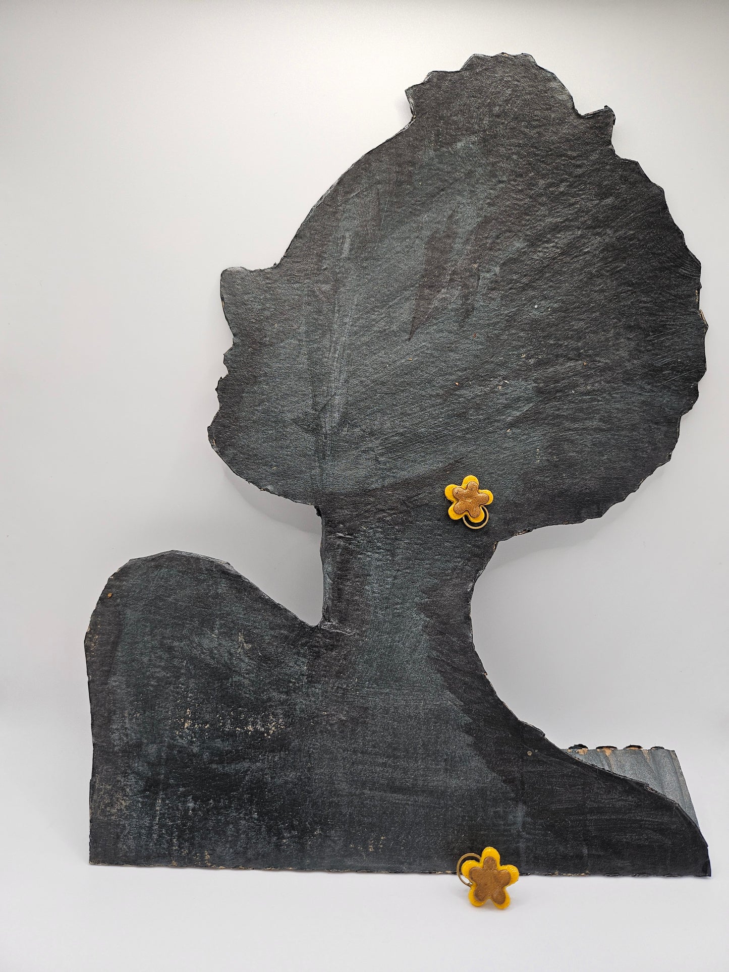 Small yellow and brown ear jewels