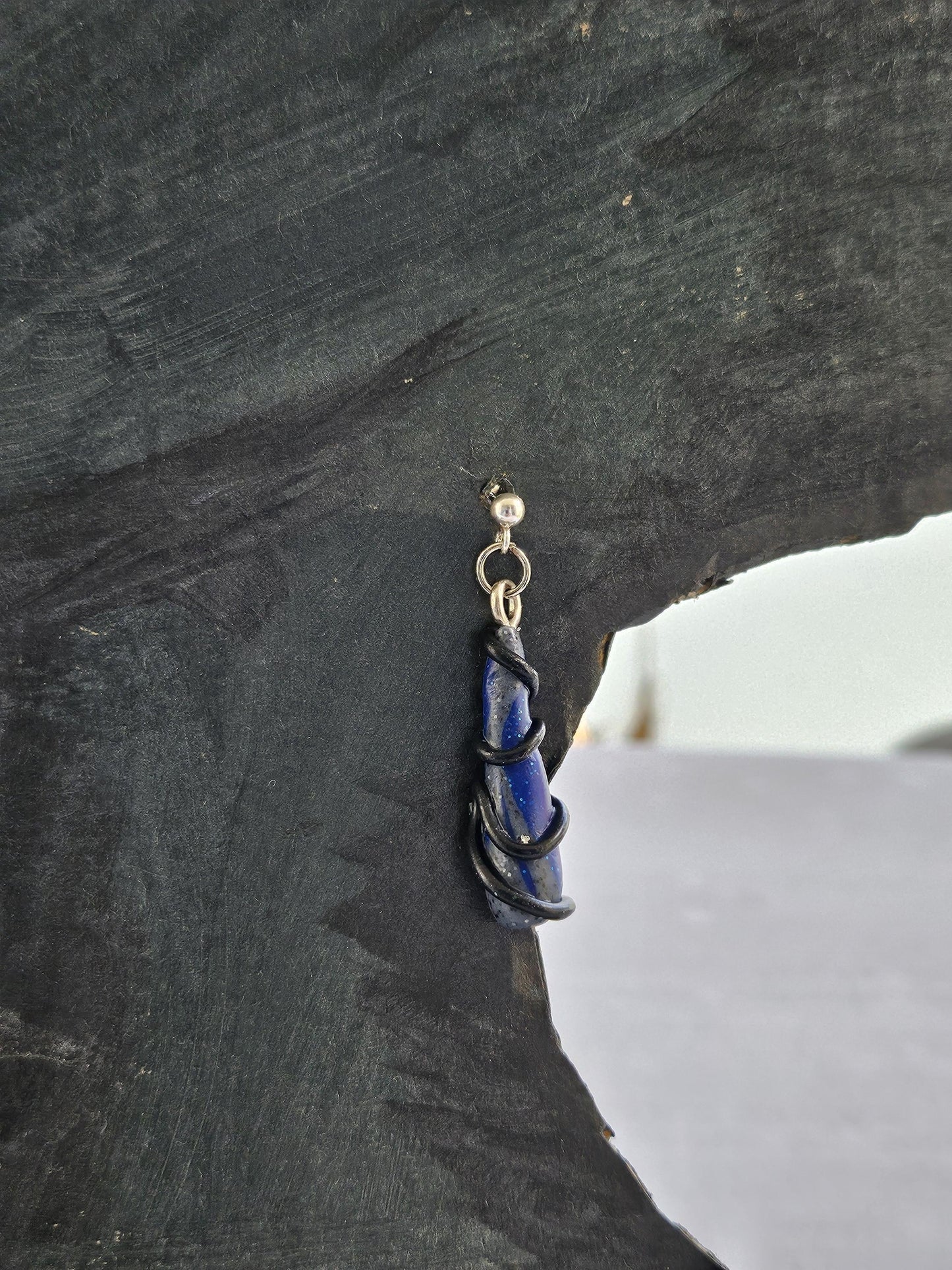 Boucles d'oreilles en forme de goutte, couleur jaune et gris ou bleu et noire