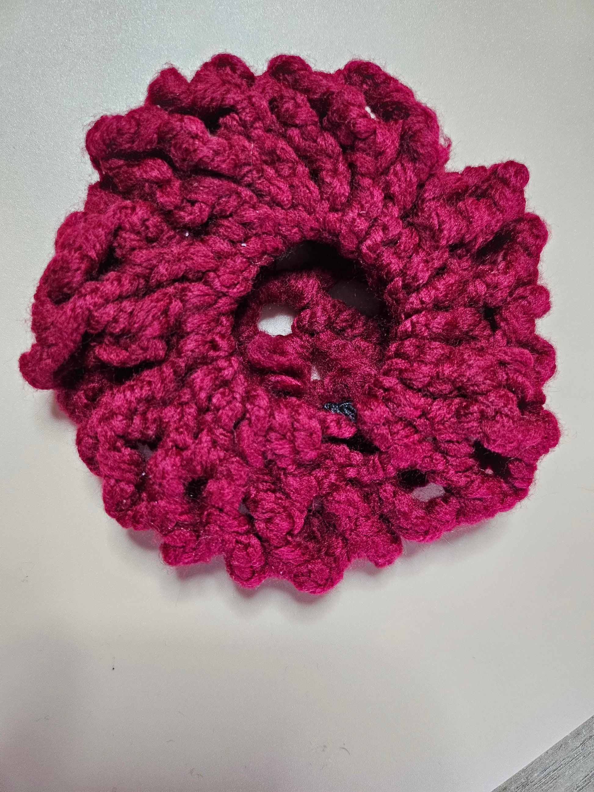 Détail du travail au crochet du chignon fait main - côté envers