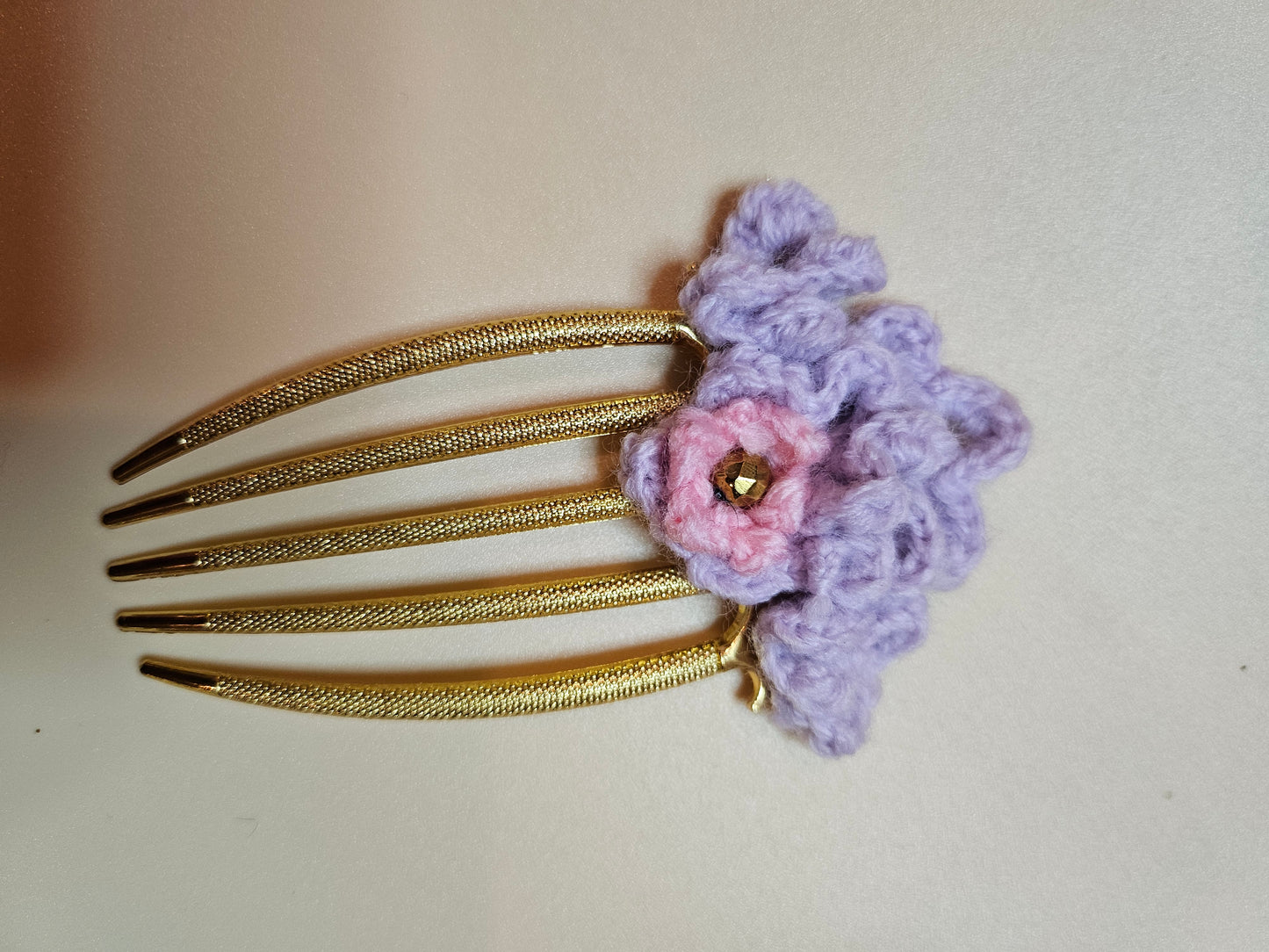 Decorative hair comb