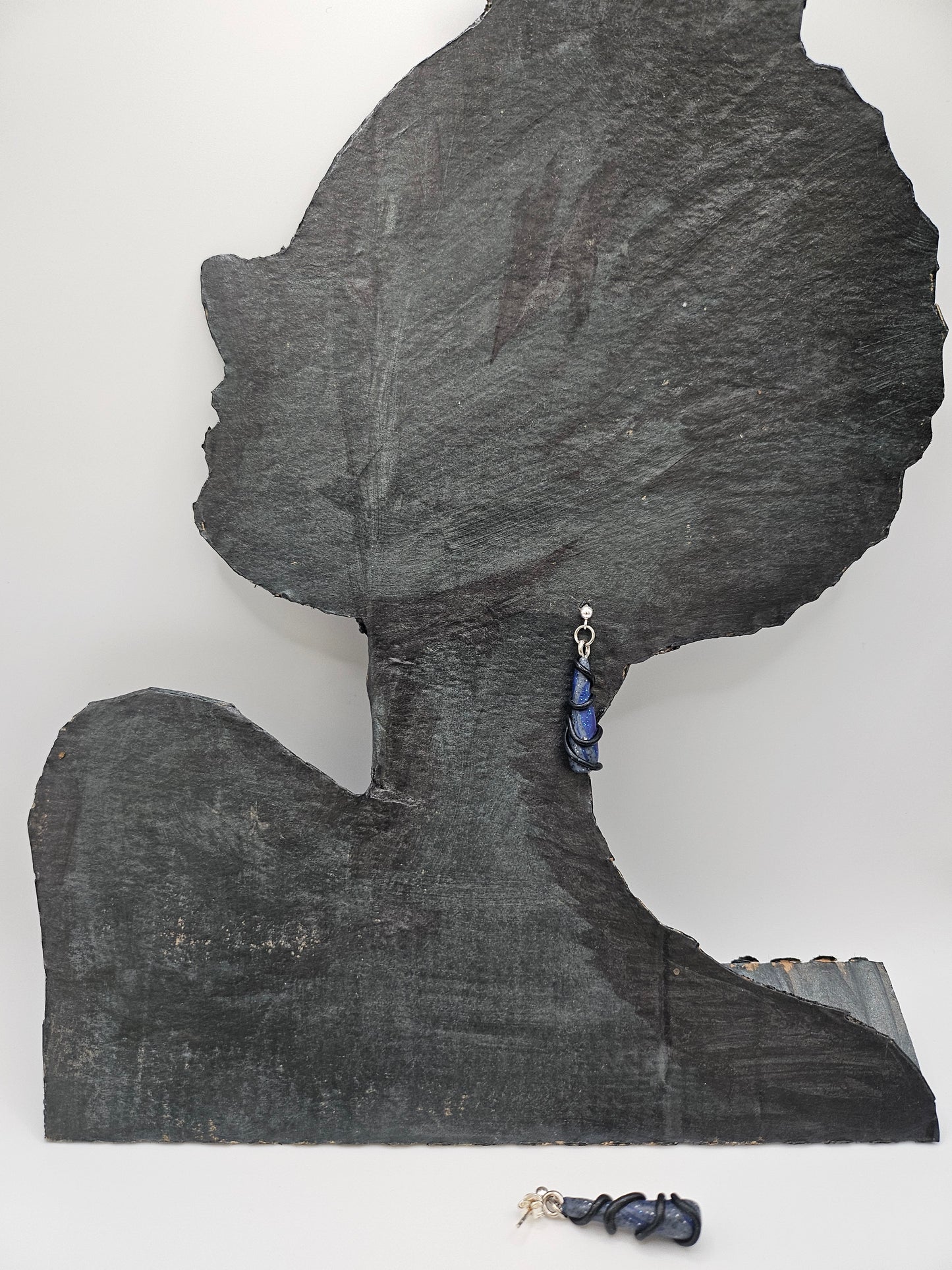 Boucles d'oreilles en forme de goutte, couleur jaune et gris ou bleu et noire