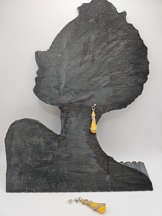 Boucles d'oreilles en forme de goutte, couleur jaune et gris ou bleu et noire